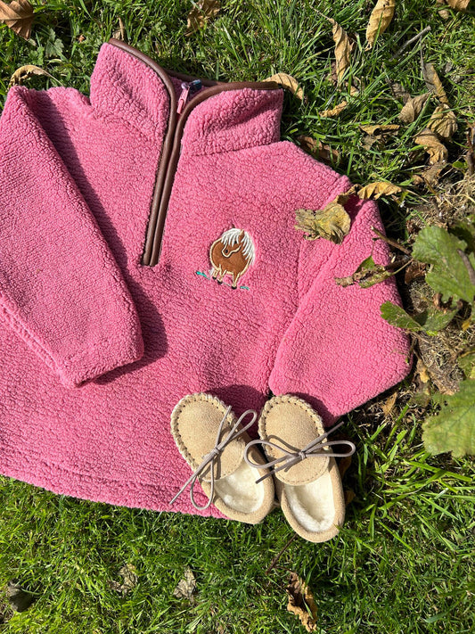 BERBER FLEECE WITH PONY EMBROIDERY- DUSKY PINK