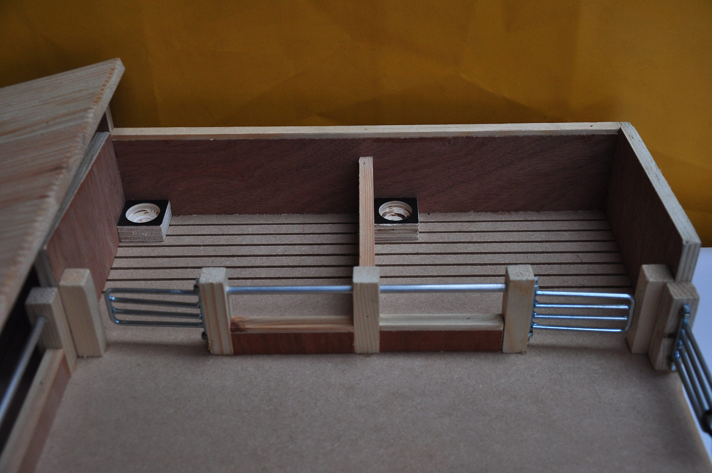 MILLWOOD CRAFTS - LIVESTOCK YARD