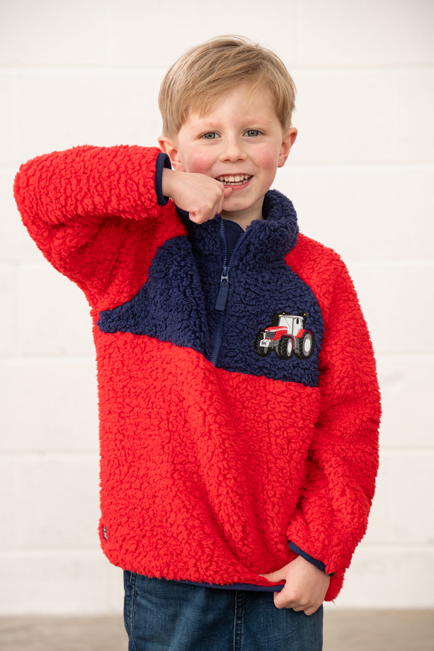 CADEN FLEECE - RED TRACTOR