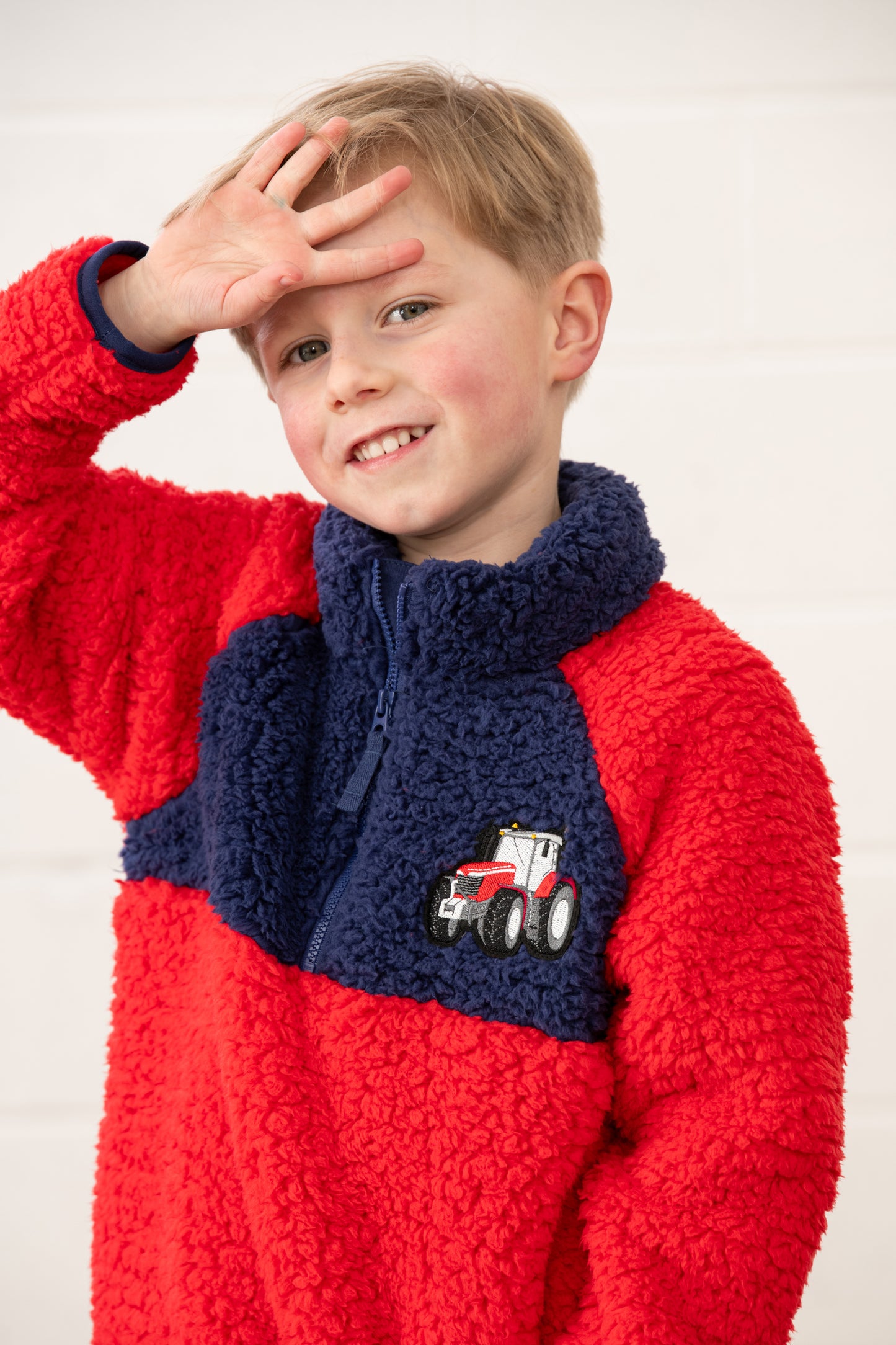 CADEN FLEECE - RED TRACTOR