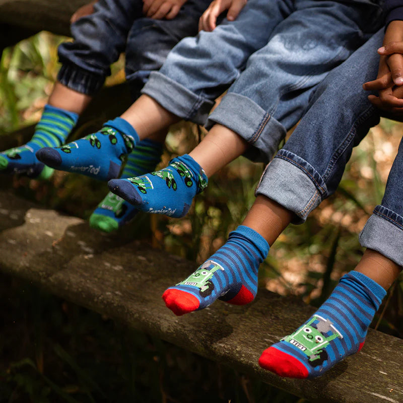 TRACTOR TED SOCKS