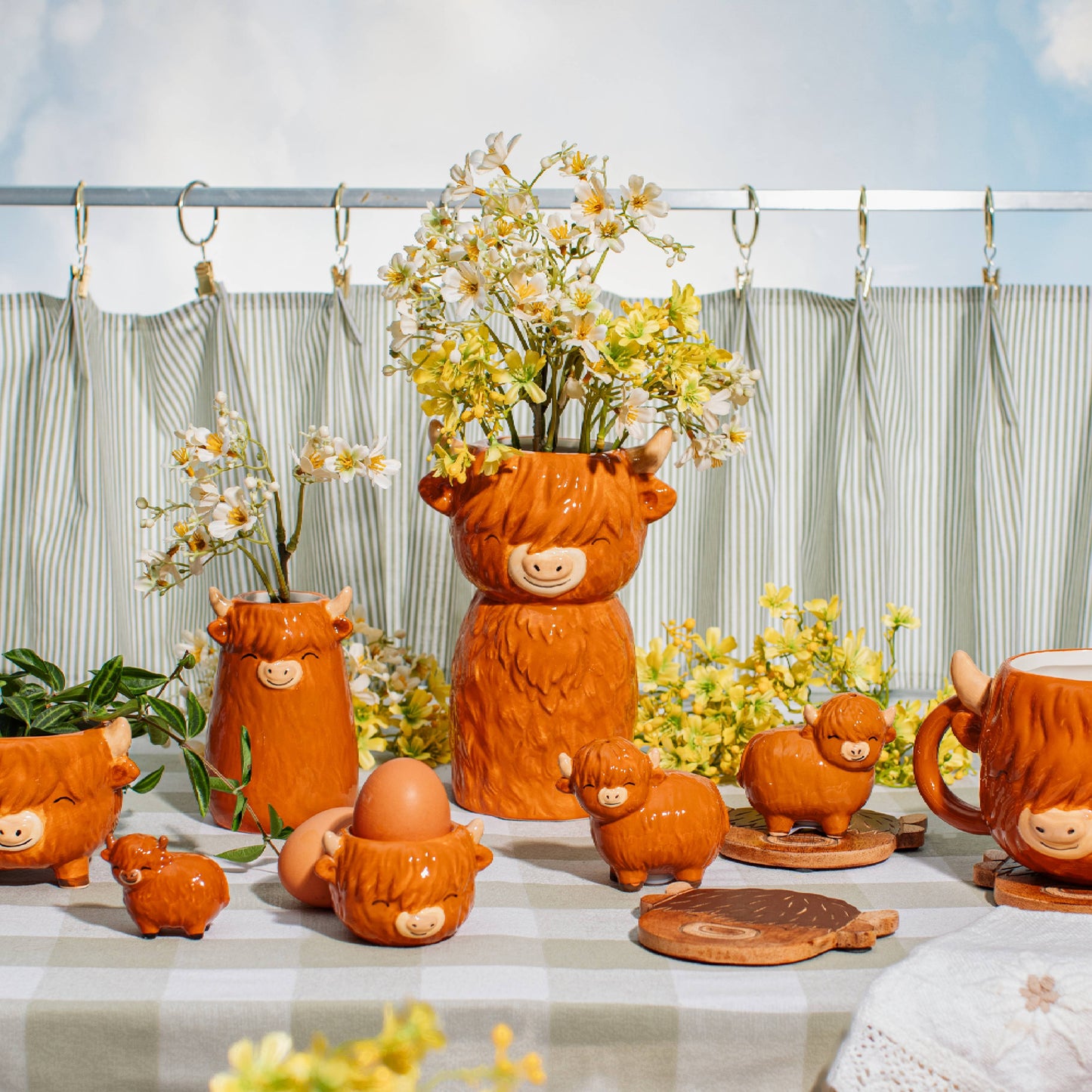 EGG CUP - HIGHLAND COW