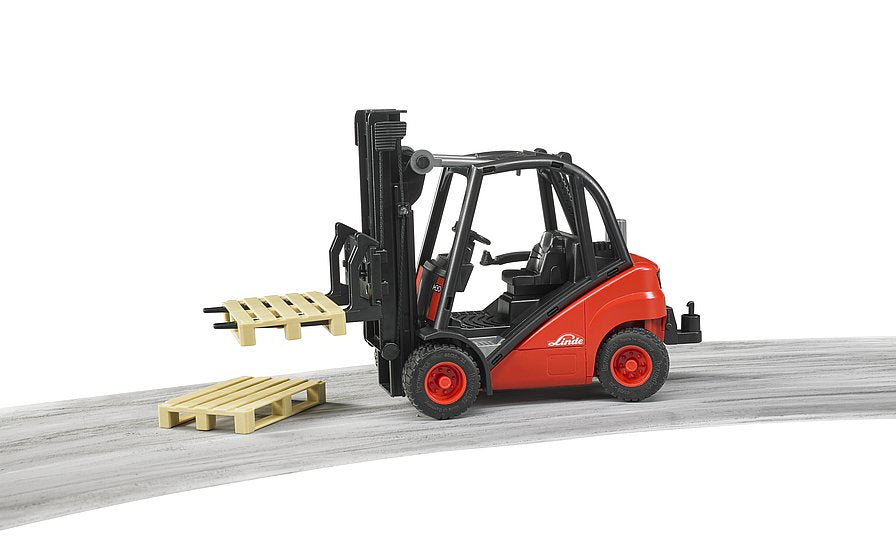 LINDE FORKLIFT WITH TWO PALLETTS