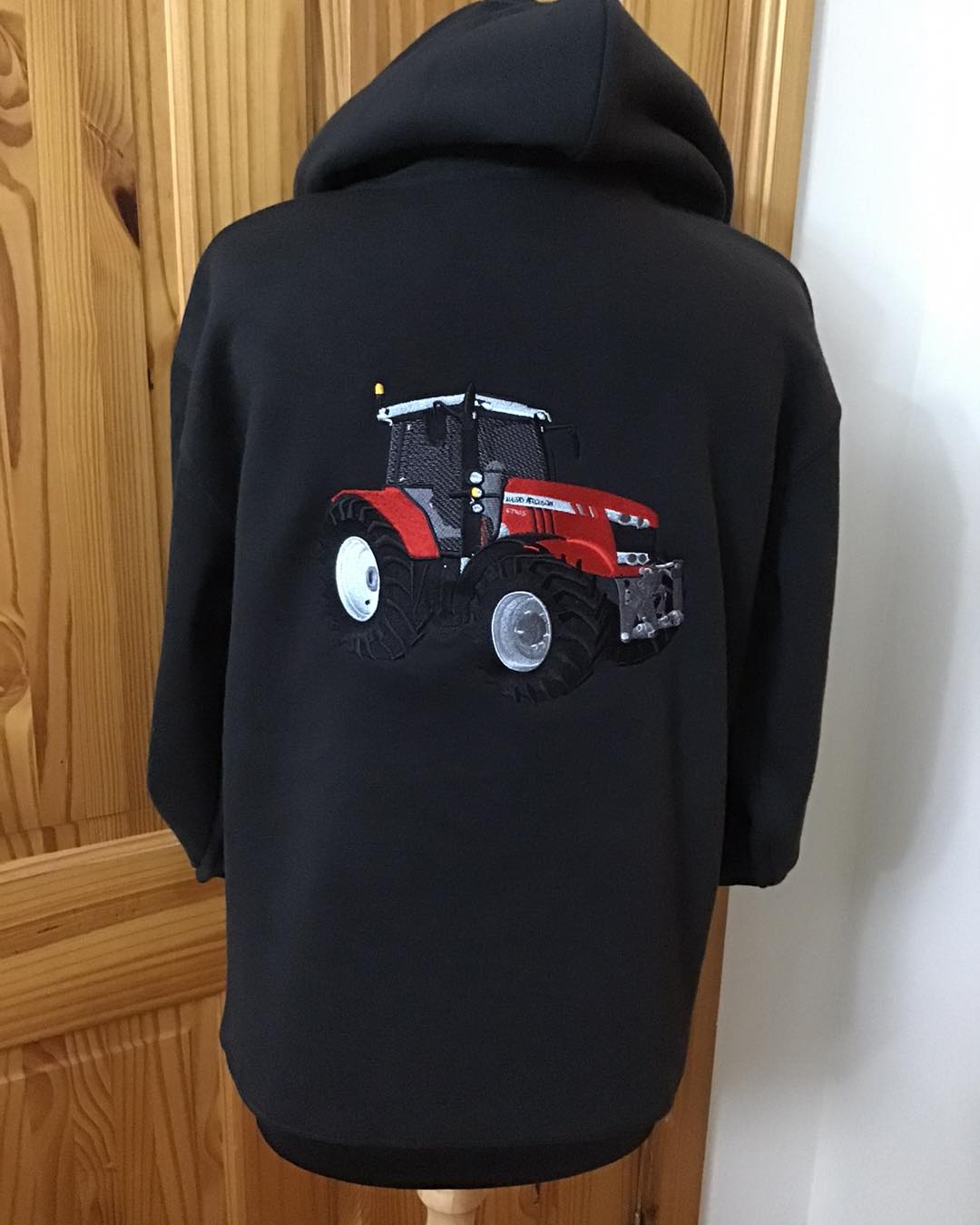 MASSEY FERGUSON TRACTOR HOODY